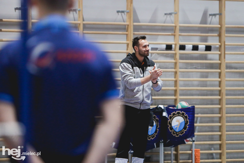 SPS Stal Mielec - UNI Opole