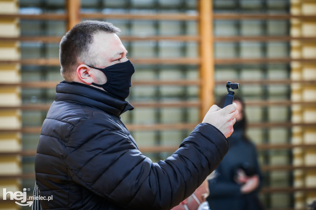 Debata na temat przejazdu kolejowego w Tuszowie Narodowym