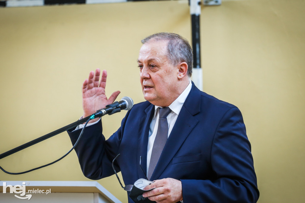 Debata na temat przejazdu kolejowego w Tuszowie Narodowym