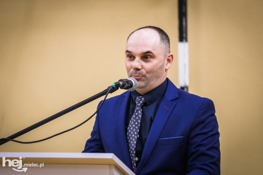 Debata na temat przejazdu kolejowego w Tuszowie Narodowym
