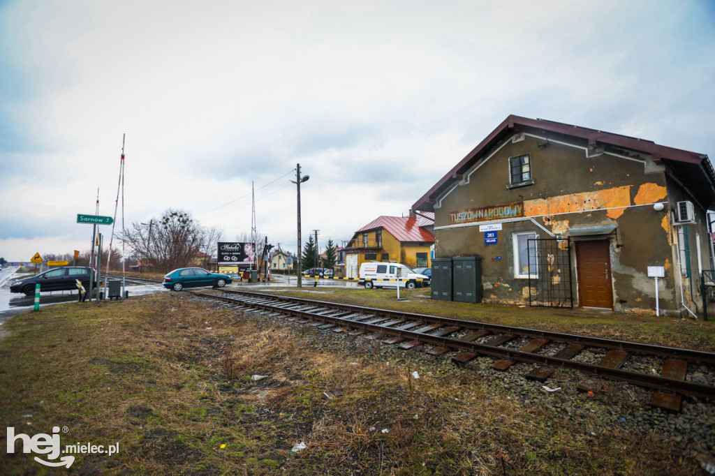 Debata na temat przejazdu kolejowego w Tuszowie Narodowym