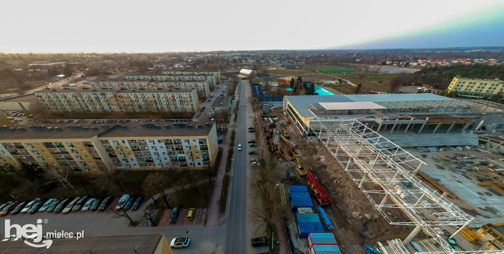 Sprawdziliśmy postępy na budowie hali sportowej