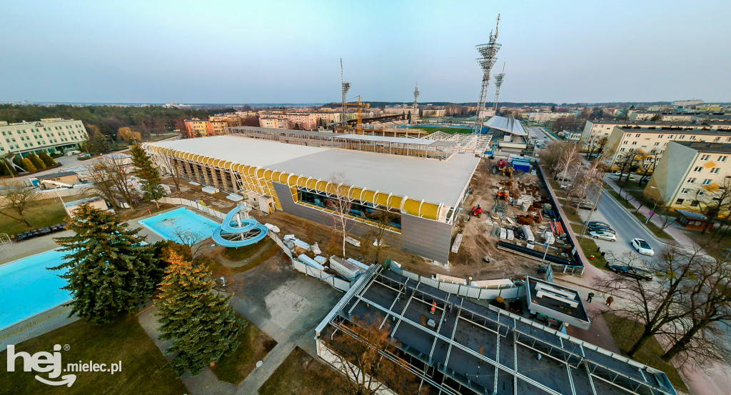 Sprawdziliśmy postępy na budowie hali sportowej