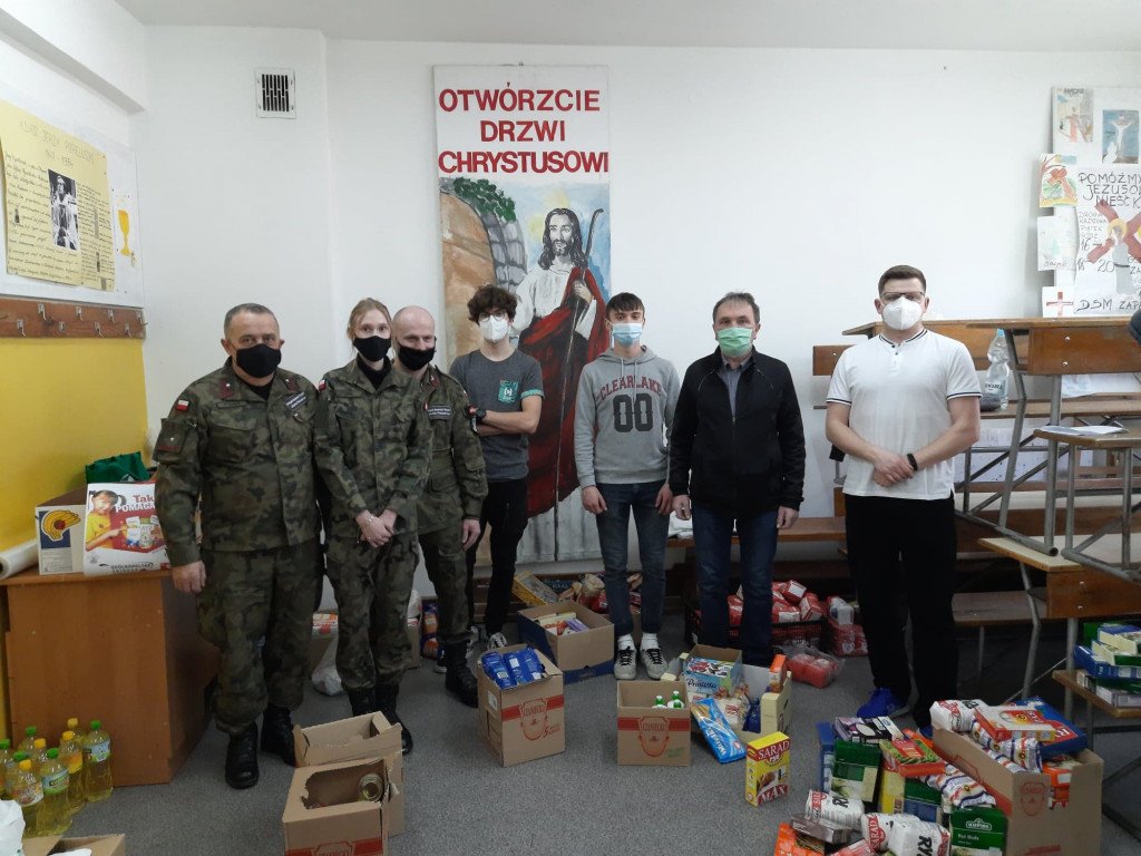 Kwestowali na rzecz ubogich