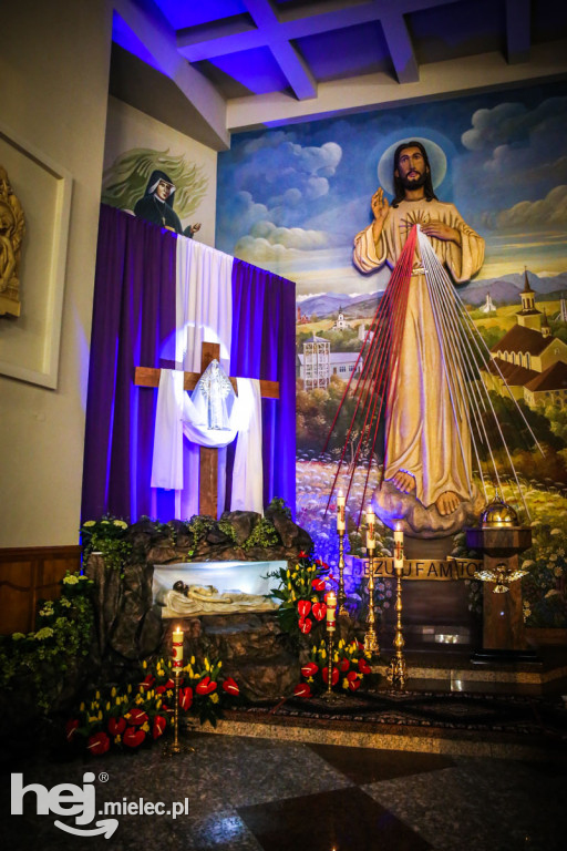 Jezus w grobie. Mamy zdjęcia z mieleckich parafii