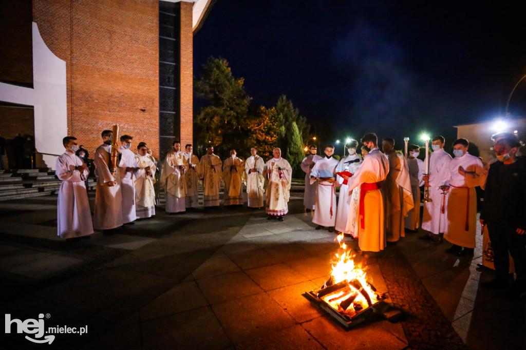 Liturgia Światła rozpoczęła Święta Wielkanocne