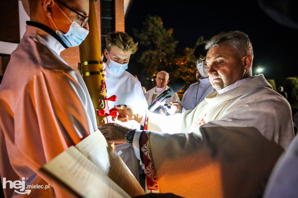 Liturgia Światła rozpoczęła Święta Wielkanocne