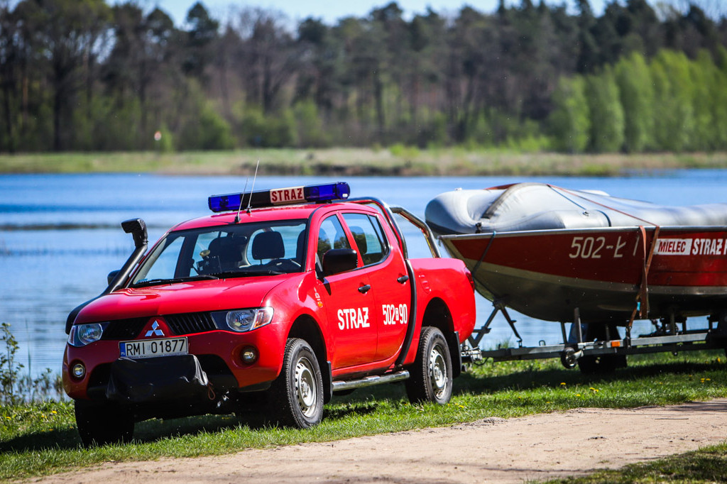Ciało mężczyzny odnalezione na terenie Stawów Cyranowskich