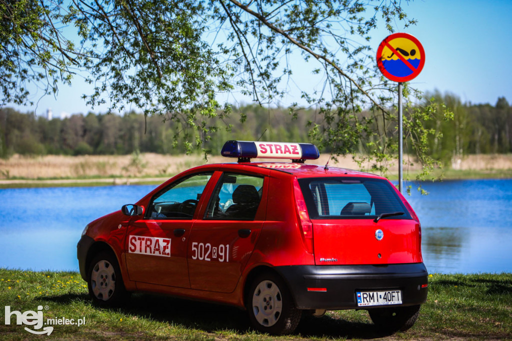 Ciało mężczyzny odnalezione na terenie Stawów Cyranowskich