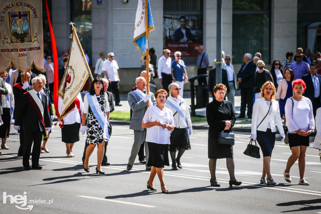 Procesja Bożego Ciała - Parafia MBNP