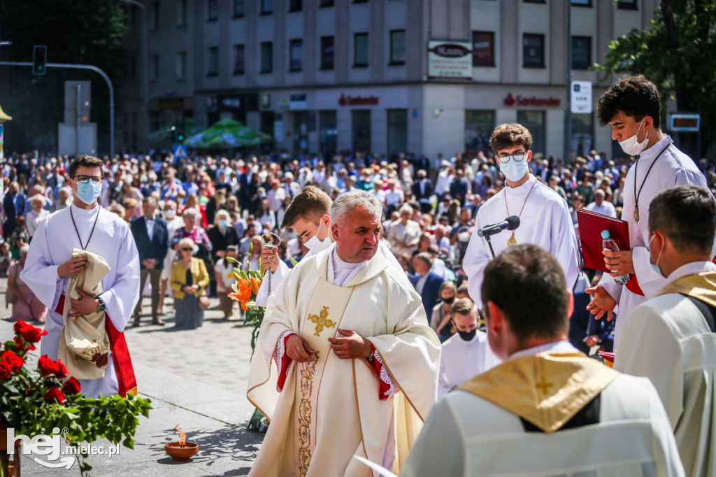 Procesja Bożego Ciała - Parafia MBNP