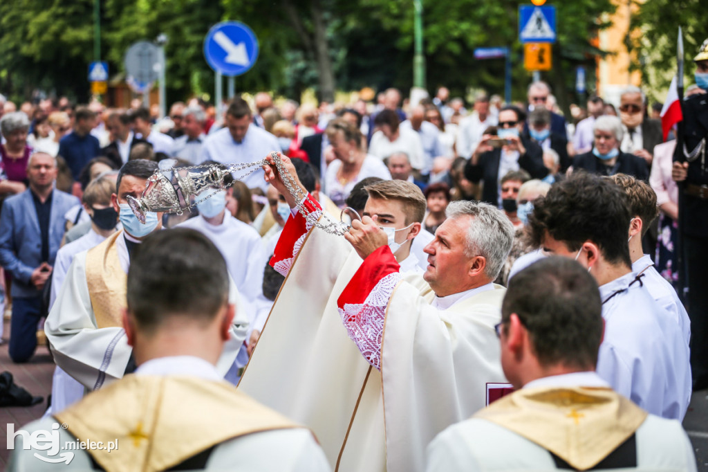 Procesja Bożego Ciała - Parafia MBNP