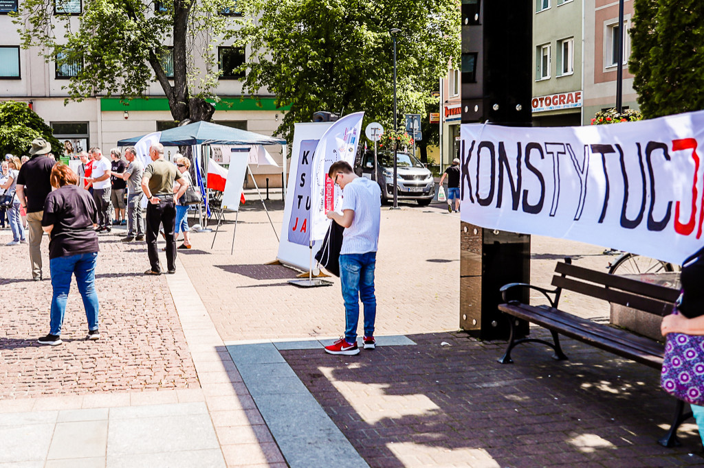 Tour de Konstytucja na Placu AK
