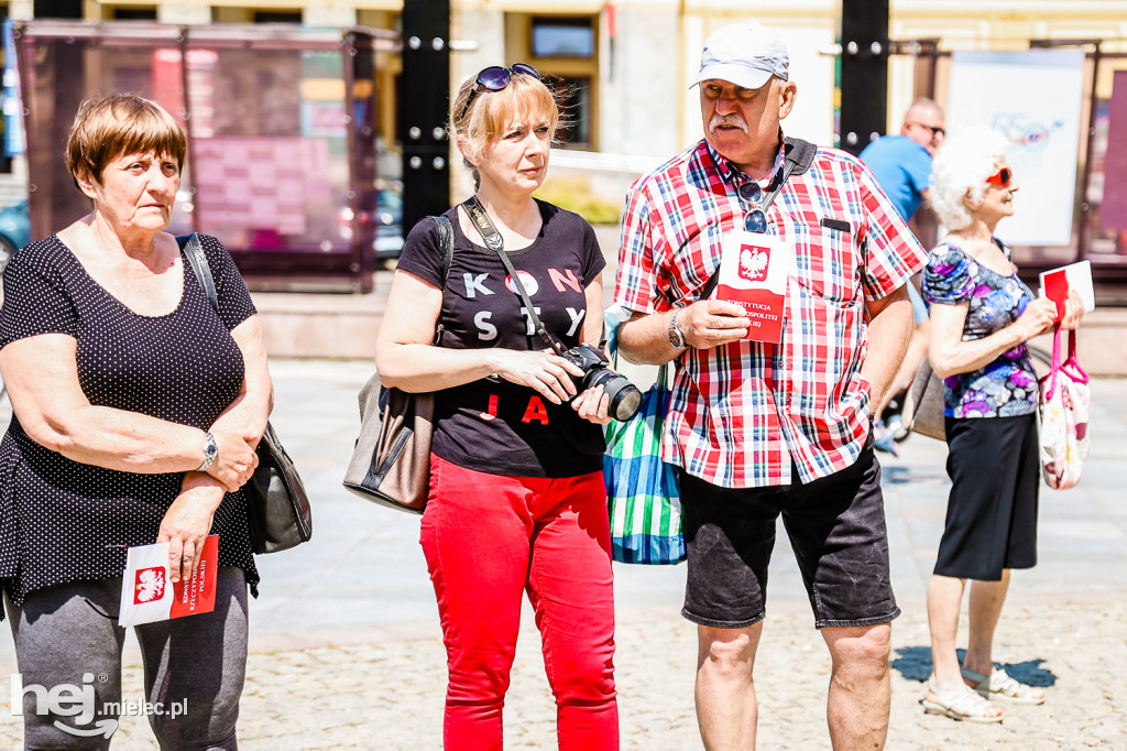 Tour de Konstytucja na Placu AK