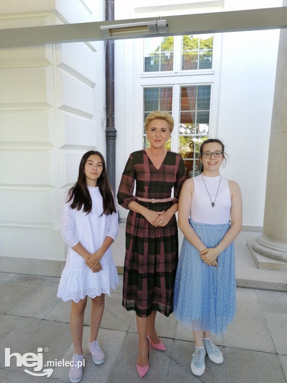 Uczniowie z Mielca w odwiedzinach u Agaty Dudy
