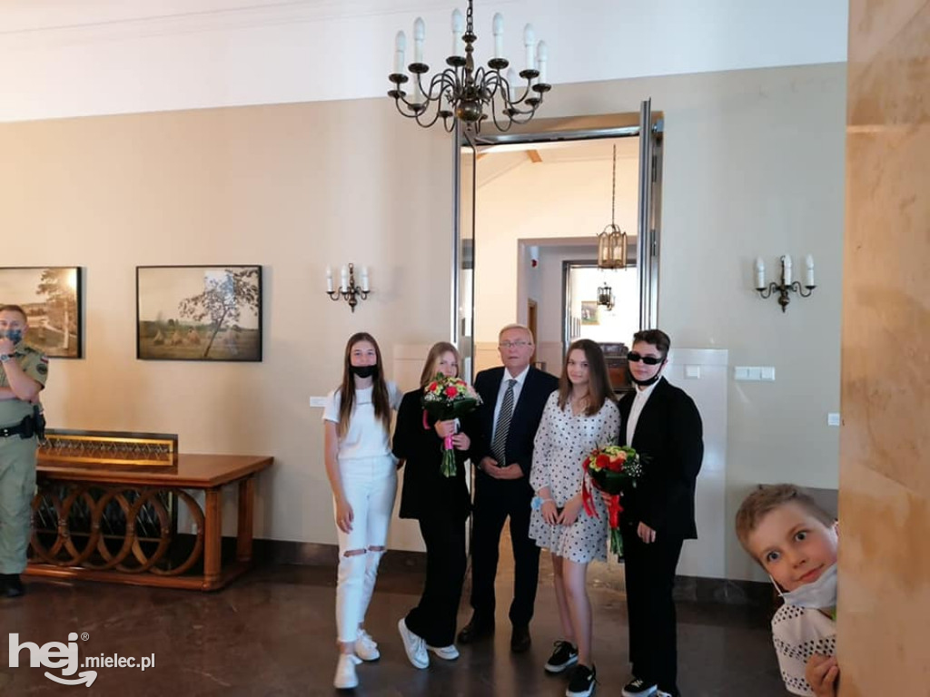 Uczniowie z Mielca w odwiedzinach u Agaty Dudy