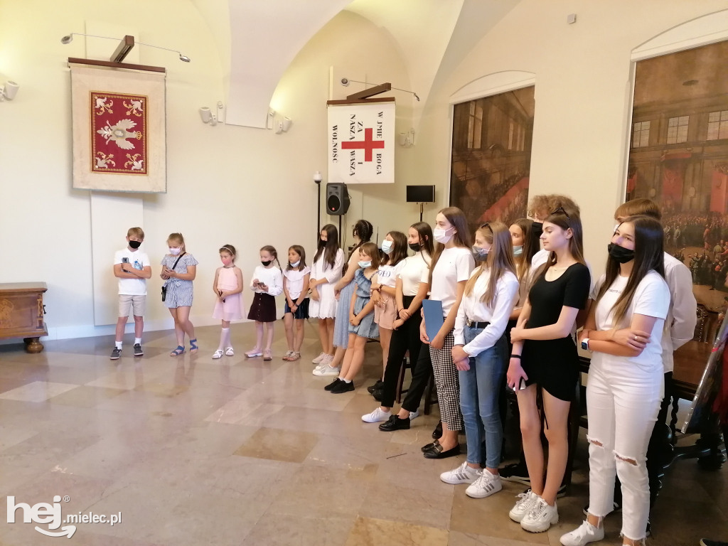Uczniowie z Mielca w odwiedzinach u Agaty Dudy
