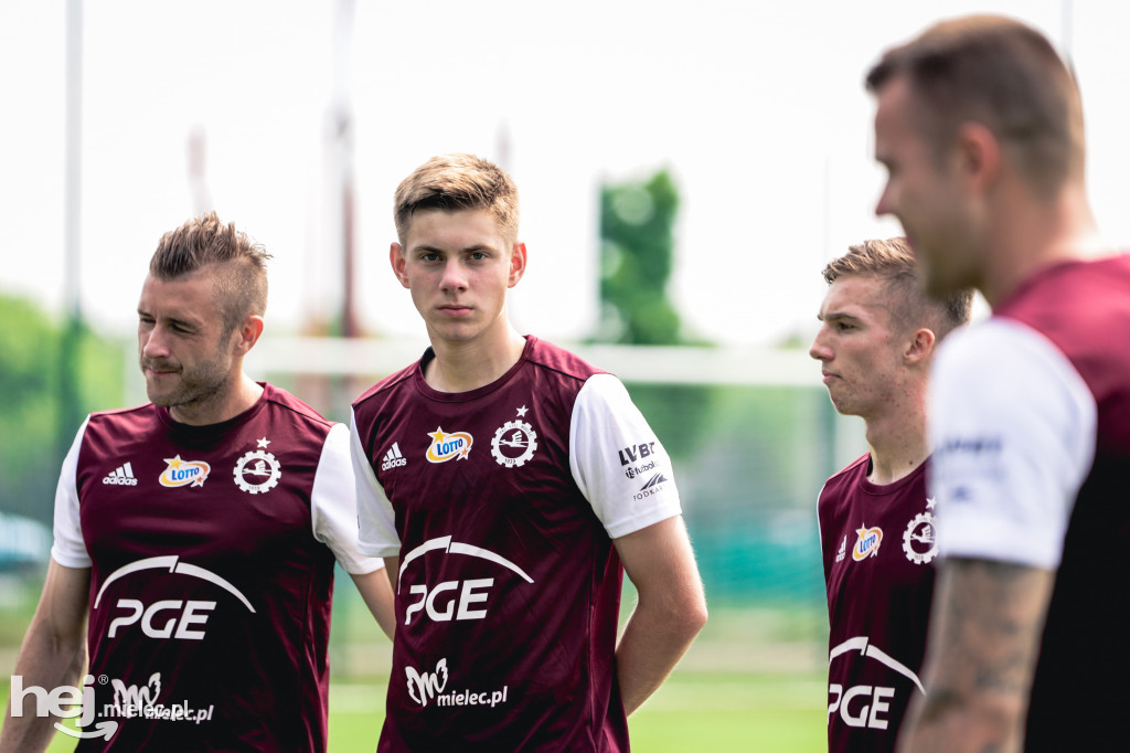 PGE FKS Stal Mielec - Puszcza Niepołomice