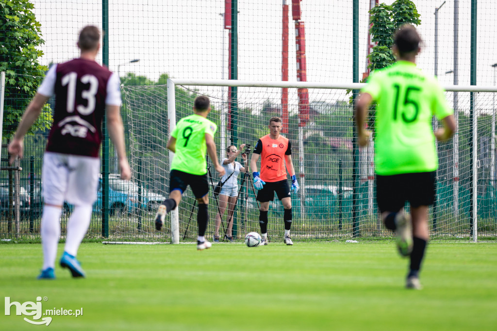 PGE FKS Stal Mielec - Puszcza Niepołomice