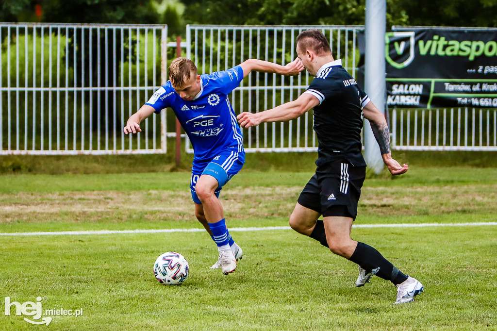 Czarni Trześń - Stal III Mielec: mecz i feta
