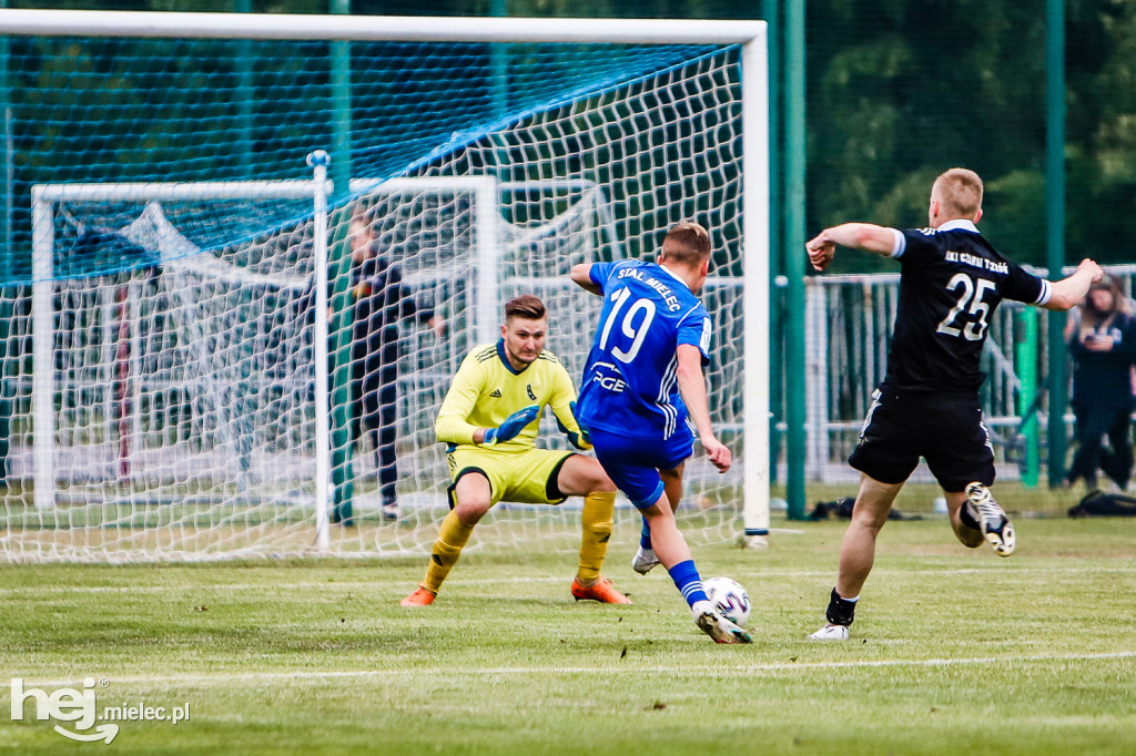 Czarni Trześń - Stal III Mielec: mecz i feta
