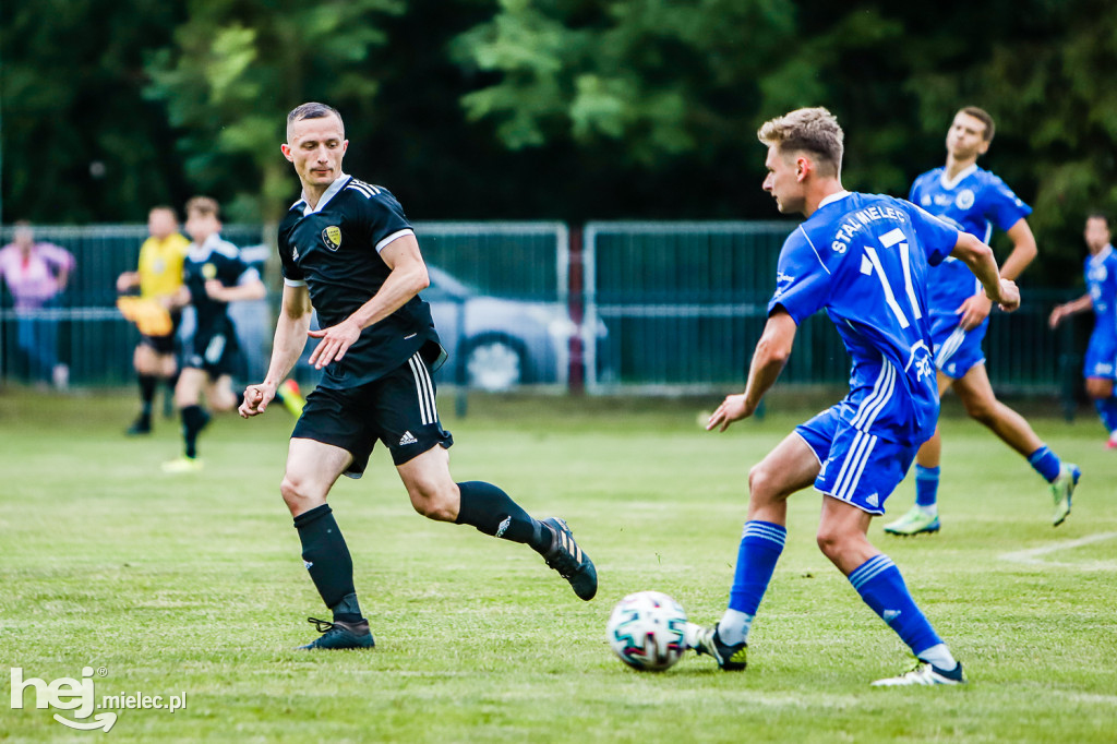Czarni Trześń - Stal III Mielec: mecz i feta