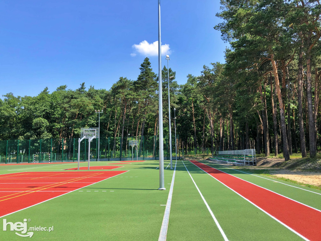 Nowe boisko przy SP3