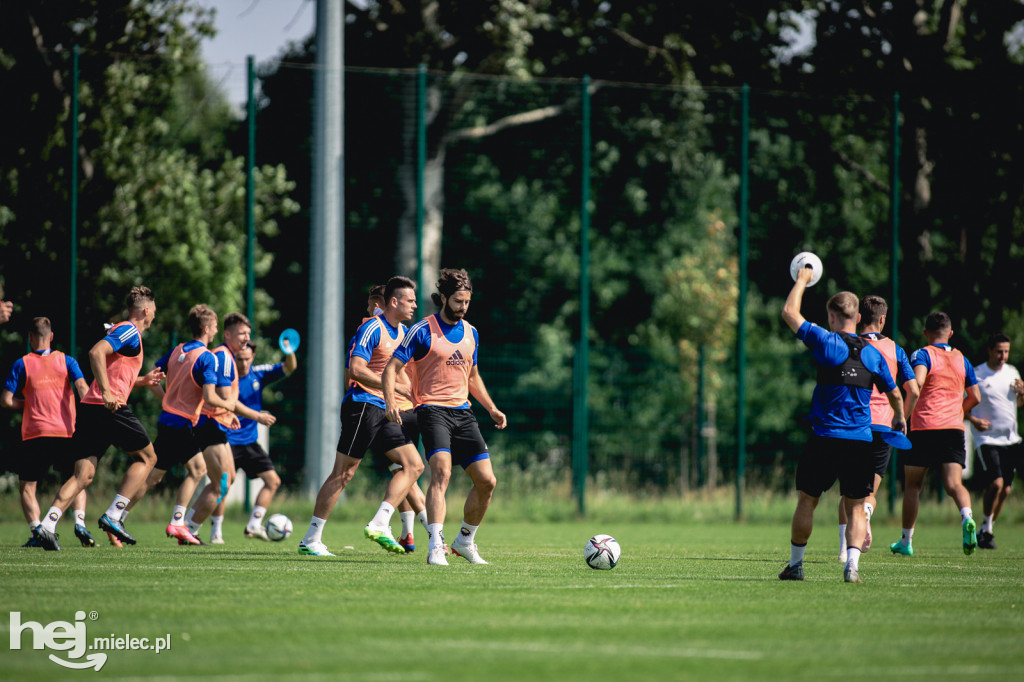 Trening FKS Stali Mielec z nowym trenerem