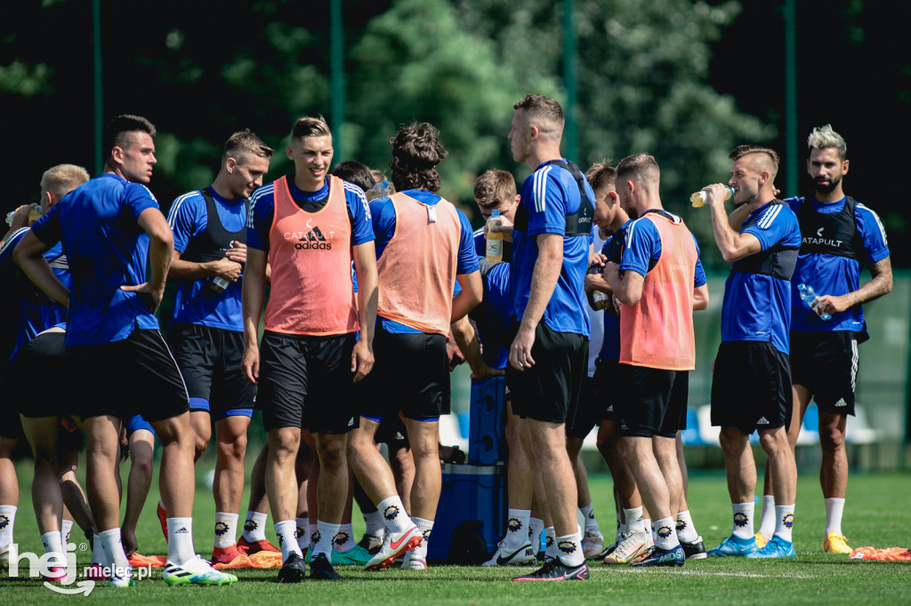 Trening FKS Stali Mielec z nowym trenerem