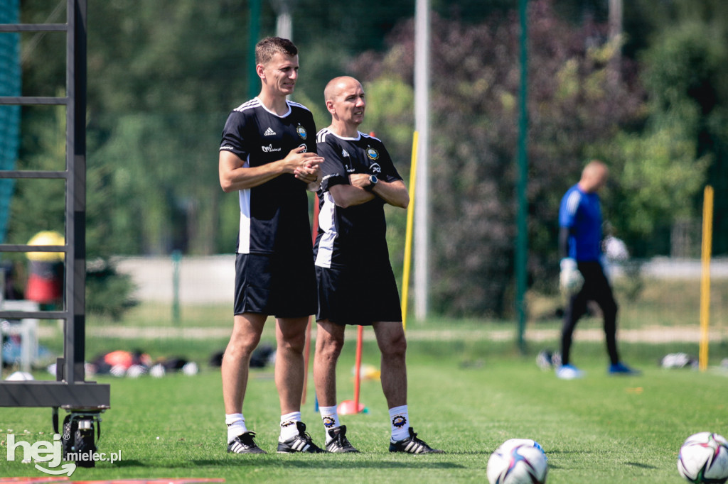 Trening FKS Stali Mielec z nowym trenerem