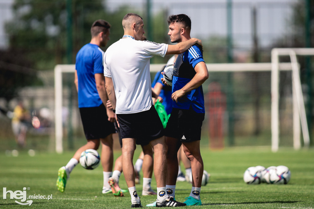 Trening FKS Stali Mielec z nowym trenerem