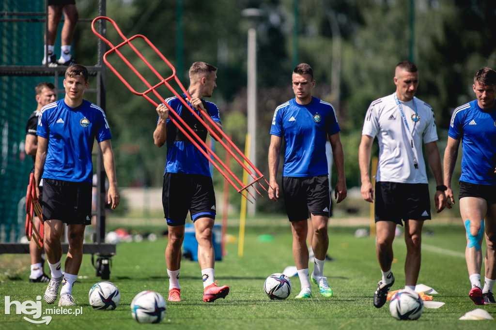 Trening FKS Stali Mielec z nowym trenerem