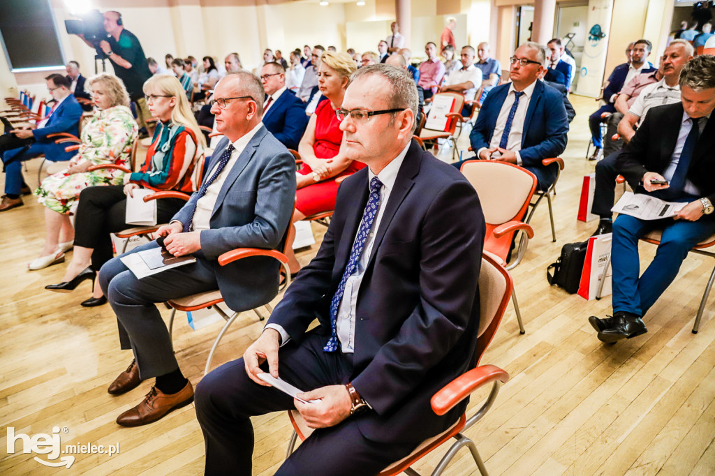 O wsparciu dla firm z wiceministrem finansów