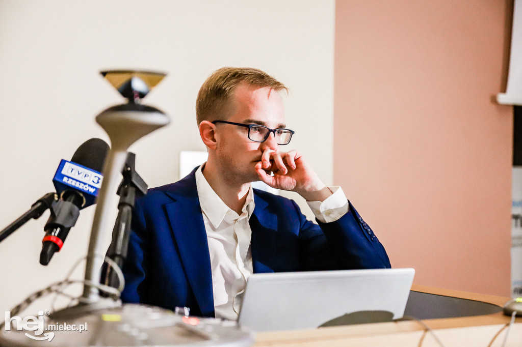 O wsparciu dla firm z wiceministrem finansów