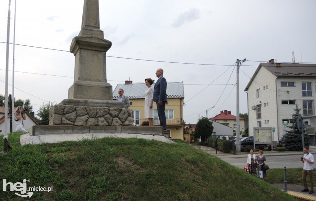 Minister na pikniku w Chorzelowie, w Padwi, Przykopie i Baranowie