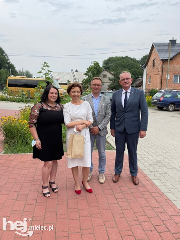 Minister na pikniku w Chorzelowie, w Padwi, Przykopie i Baranowie