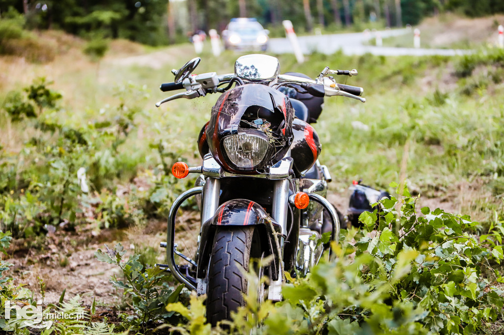 Groźny wypadek na obwodnicy. Motocykl wypadł z drogi