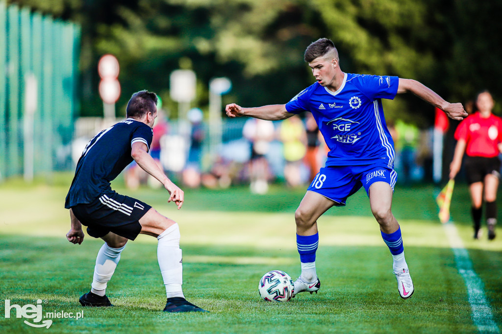 Czarni Trześń - Stal II Mielec