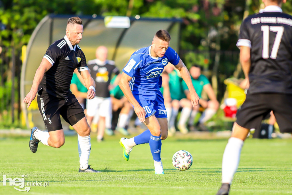 Czarni Trześń - Stal II Mielec
