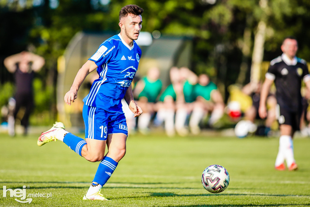 Czarni Trześń - Stal II Mielec