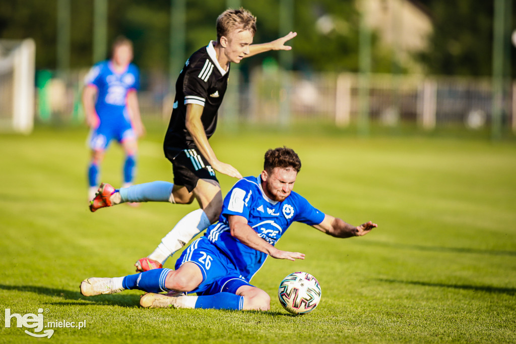 Czarni Trześń - Stal II Mielec