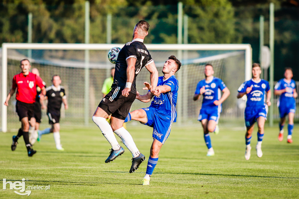 Czarni Trześń - Stal II Mielec