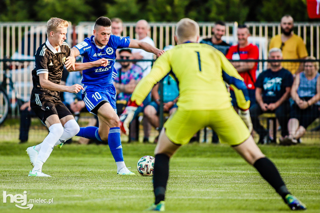Czarni Trześń - Stal II Mielec