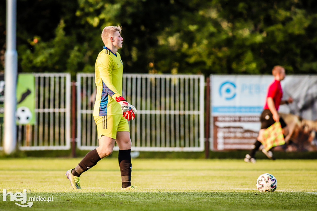 Czarni Trześń - Stal II Mielec
