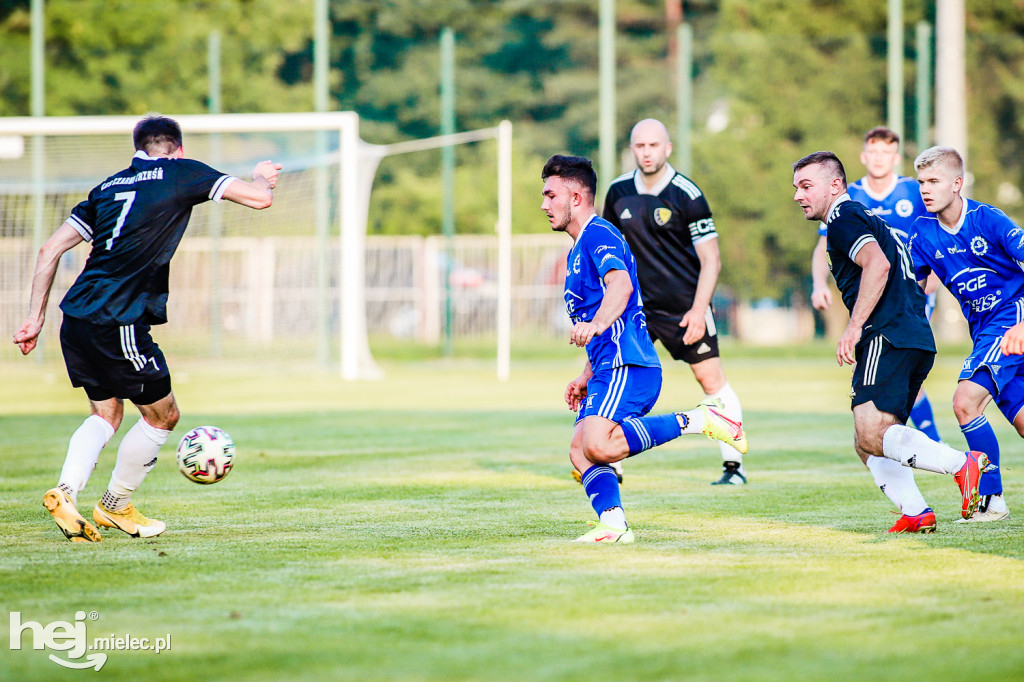 Czarni Trześń - Stal II Mielec