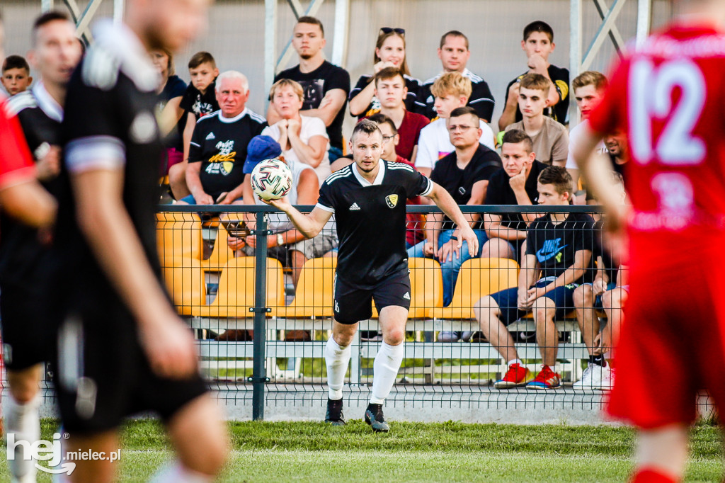 Czarni Trześń - Orzeł Przeworsk