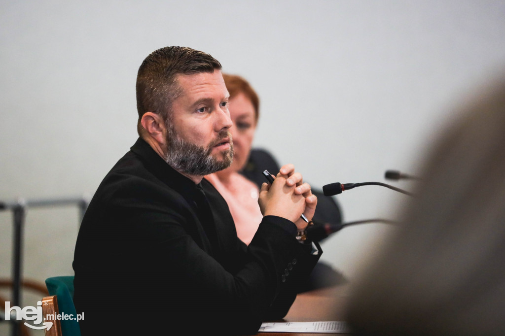 Sesja rady miejskiej - 26 sierpnia 2021