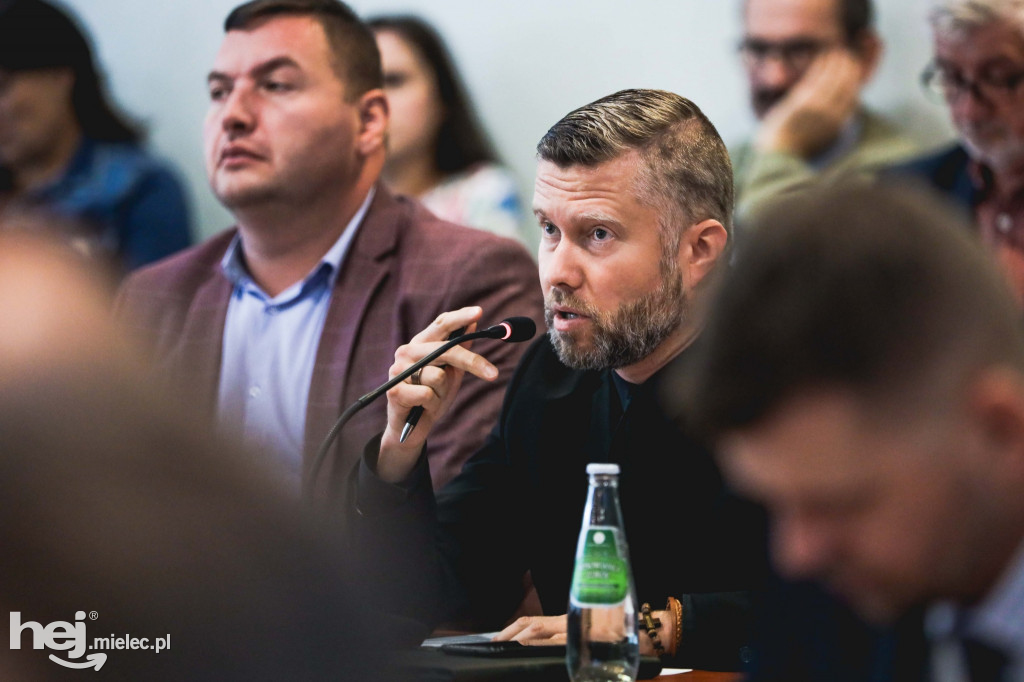 Sesja rady miejskiej - 26 sierpnia 2021