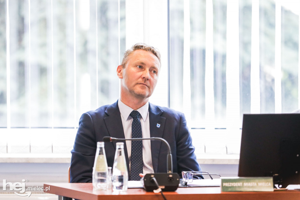 Sesja rady miejskiej - 26 sierpnia 2021