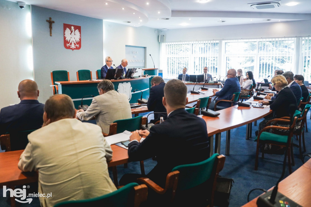 Sesja rady miejskiej - 26 sierpnia 2021